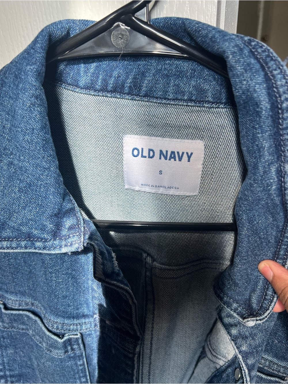 Old Navy Blue Denim Jacket with Waist Tie, chest button-flap pockets. - Picture 3 of 4